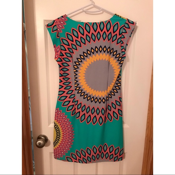 The Mint Julep dress size small - Picture 2 of 2